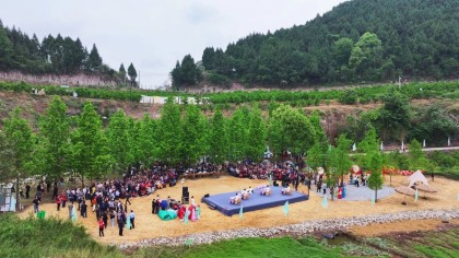 02.jpg