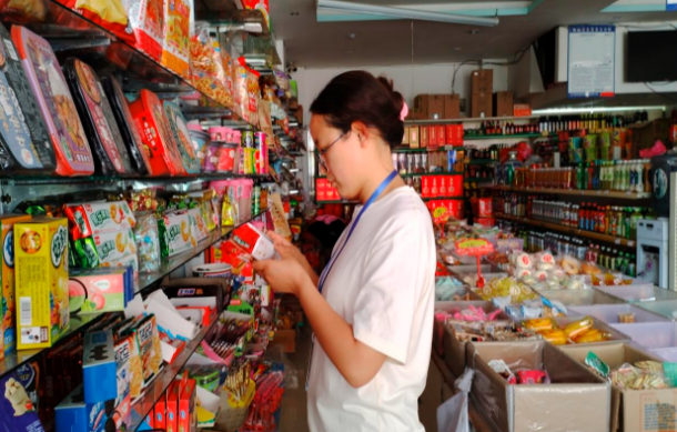 宜宾市南溪区裴石镇：筑牢食品安全防线，