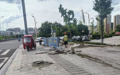 02.jpg