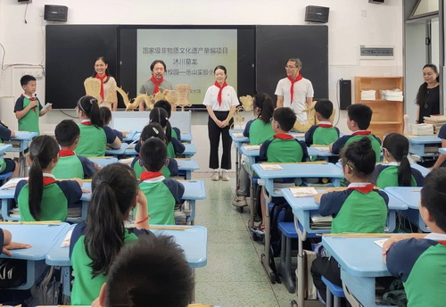 1758629574234296.jpg 图一.jpg