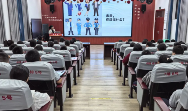 1759976516420799.png 2.png