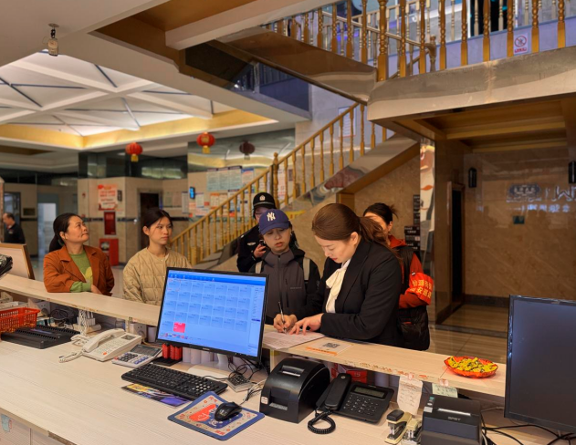 1762138077811071.png QQ_1762138065178.png