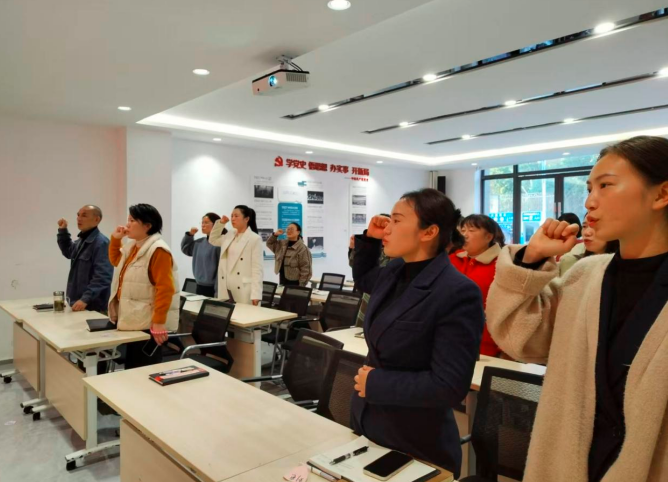 1762402461189314.png QQ_1762402394805.png