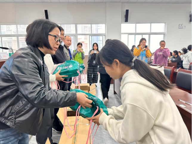 1762471600189346.png QQ_1762471561854.png