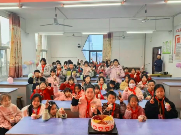 ����ػ��Ӳ�ȱϯ�����˱��д������׻���