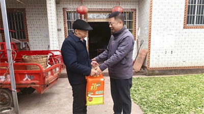 �й����㵳����ҽԺ��ί��������ʤ���忪չ����ǰ�߷�ο�ʻ