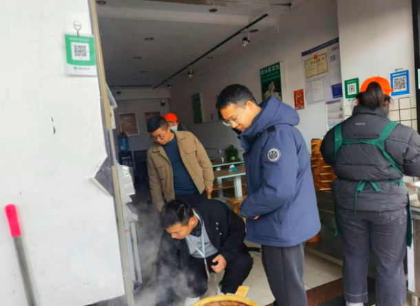 ����ɳ���򣺽�ǰ��ȫ������족������ƽ