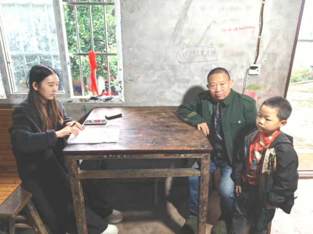 �й����㵳��������ҷ�ů���� ��׼�ذ����ɳ����������½�������СѧУ��չ2025�꺮������ѧ���ҷù���