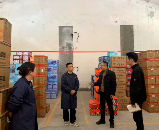 �й����㵳�����������ڸ�|�����Բʱ���ػ���ȱϯ