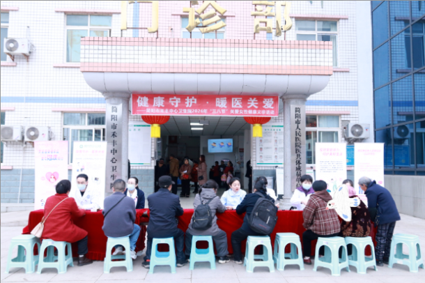 �����к̷���������Ժ��չ�����ˡ����ʸ�