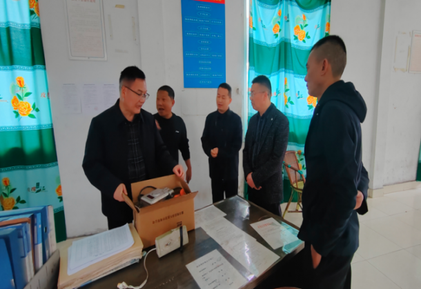 �й����㵳��������Ӧ�������ֵ�ί��ǳ³���ú��չ��ȫ���