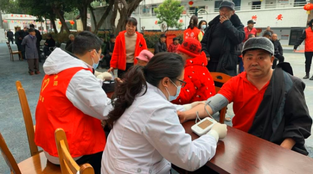 ѧ�׷������ͽ���     ־Ը����ů���ġ�2